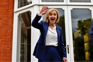 Liz Truss Becomes Britain PM  ലിസ്‌ ട്രസ്  കണ്‍സര്‍വേറ്റീവ് പാര്‍ട്ടി  ലിസ്‌ ട്രസ് യുകെയുടെ അടുത്ത പ്രധാനമന്ത്രി  Liz Truss  Britain PM  Britain new PM  ബ്രിട്ടിഷ് പ്രധാനമന്ത്രി  ലിസ്‌ ട്രസ് പുതിയ ബ്രിട്ടീഷ് പ്രധാനമന്ത്രി