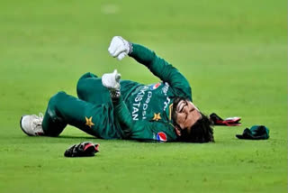 Mohammad Rizwan to undergo MRI scan after suffering leg strain