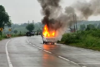 Fire in Moving Van in Shahdol