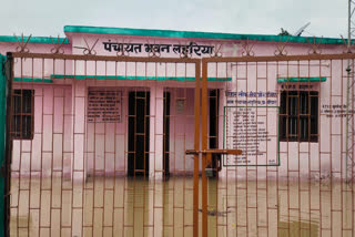 सीतामढ़ी में परिहार ब्लॉक के घरों, मस्जिदों और स्कूलों में घुसा बाढ़ का पानी