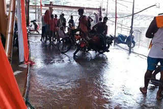 Water at Pind Daan Site