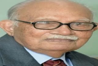 AMU Vice Chancellor Pays Tribute to B Sheik Ali