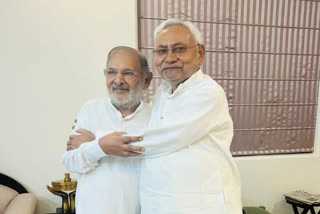 Bihar CM Nitish Kumar meets CPI-ML leader Dipankar Bhattacharya in Delhi