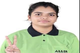 Tanishka from kota tops NEET