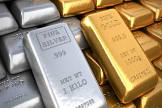 Gold falls Rs 225; silver drops Rs 315