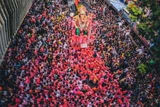 Ganesh immersion started in Maharashtra