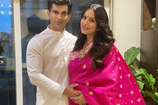 Bipasha Basu Baby Shower Pics