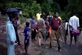 boat sinks and a person missing