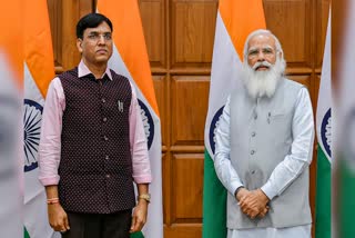 health minister with pm