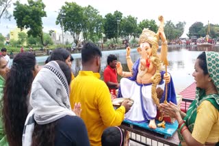 Farewell to ganpati Bappa at Mahadev Ghat