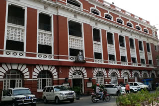 Kolkata Police meeting at Lalbazar before BJP Nabanna Abhijan