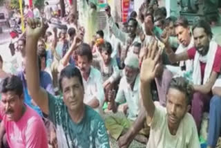 sanitation workers protest