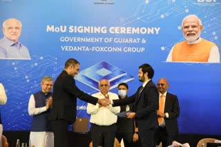 Etv Bharat Vedanta-Foxconn sign MoU with Gujarat govt