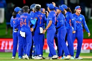 Indian womens team defeated Eng in the T20 match