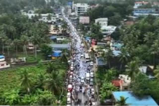 Rahul Gandhi begins the eighth day of 'Bharat Jodo Yatra' in Kerala