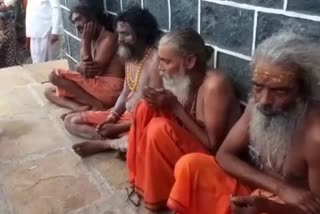 four Sadhus Assaulted