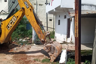 MP Sagar Bulldozer