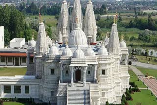 anti india graffiti on swaminarayan temple