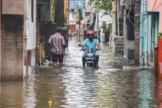 School classes suspended due to water logging in Malda town