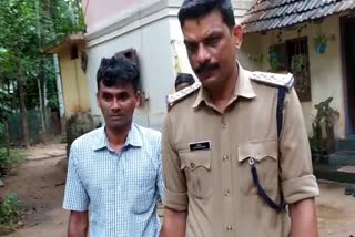 Kappa  Kappa Imposed man  Kappa Imposed man arrested  kaapa imposed Man arrested by Police  Malappuram  Tirur  illegally enter into district  കാപ്പ  നിയമപ്രകാരമുള്ള വിലക്ക് ലംഘിച്ച്  ജില്ലയിൽ പ്രവേശിച്ച പ്രതി  പൊലീസ് പിടിയില്‍  പൊലീസ്  സാമൂഹിക വിരുദ്ധ പ്രവർത്തനം  ജില്ലാ പൊലീസ് മേധാവി