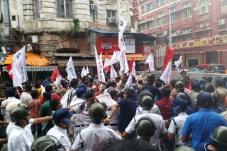 chaos in DYFI SFI rally near KMC in Esplanade