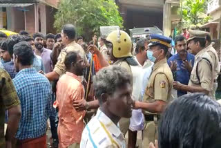 Poultry Waste Company in Mampad  Mampad Panchayat Protest  Protest against Poultry Waste Company  കോഴിമാലിന്യ കമ്പനി  മമ്പാട് പഞ്ചായത്തിൽ പ്രതിഷേധം  ബിറ്റോ മാലിന്യ കമ്പനി