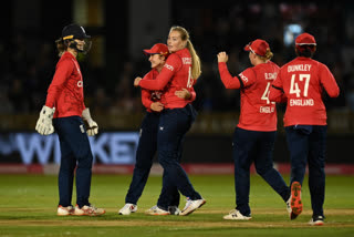 england women vs india women  eng w vs ind w t20i series  england women vs india women t20i match results  ഇന്ത്യന്‍ വനിത ക്രിക്കറ്റ് ടീം  ഇംഗ്ലണ്ട് വനിത ക്രിക്കറ്റ് ടീം  റിച്ച ഗോഷ്  സോഫിയ ഡങ്ക്ലി