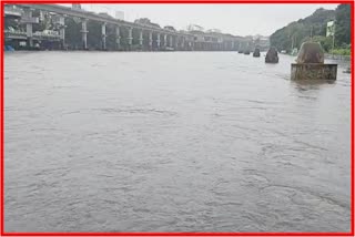 Scene Near Bhide Bridge at Pune