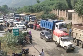 Road Jam in Bherughat in jhunjhunu