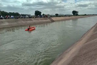 dead body found  auto falls into Canal case  dead body found in canal  ಎಚ್‌ಎಲ್‌ಸಿ ಕಾಲುವೆಗೆ ಉರುಳಿದ ಆಟೋ ಪ್ರಕರಣ  ಕೊನೆಯ ಮೃತದೇಹ ಪತ್ತೆ  ಆಟೋ ಎಚ್‌ಎಲ್‌ಸಿ ಕಾಲುವೆಗೆ ಪಲ್ಟಿ  ಮತ್ತೊಂದು ಮೃತದೇಹ ಪತ್ತೆ  ಶೋಧ ಕಾರ್ಯಾಚರಣೆ ಮುಕ್ತಾಯ  ಕೃಷಿ ಕಾರ್ಮಿಕರು ಮೃತ  ಪೊಲೀಸರು ಶೋಧ ಕಾರ್ಯ  ಬಳ್ಳಾರಿ ತಾಲೂಕಿನ ಕೊಳಗಲ್ ಸಮೀಪದಲ್ಲಿ ನಡೆದ ಘಟನೆ