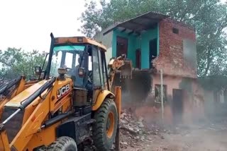 Bulldozer action in Faridabad