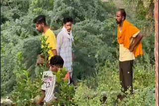 selling drugs on Tarn Taran Road of Amritsar