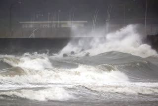 Typhoon floods parts of Japan