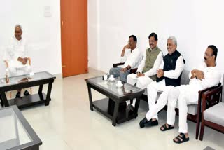 bihar-congress-incharge-bhakta-charan-das-met-cm-nitish-kumar