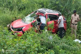 woman-died-in-car-accident-near-raichur