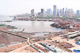 मुंबई कोस्टल रोड प्रकल्प डिसेम्बर २०२३ पूर्ण होईल