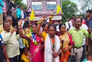 kudumi community protest in rail line in mayurbhanj