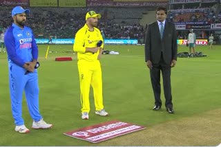 Ind vs Aus T20 : ଅଷ୍ଟ୍ରେଲିଆର ବୋଲିଂ ନିଷ୍ପତ୍ତି, ପ୍ରଥମେ ବ୍ୟାଟିଂ କରିବ ଭାରତ