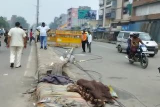 Truck crushed people sleeping on footpath
