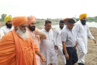 Sant Seechewal visited the pond and garbage dump which became a headache for Mansa
