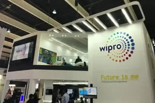 Wipro fires 300 employees for moonlighting