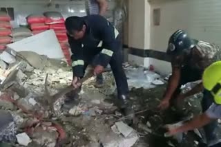 4th floor slab collapsed in Ulhasnagar