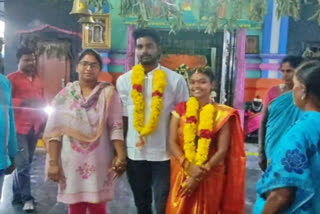 Rare TikTok love triangle: Man marries two TikTokkers with their mutual consent