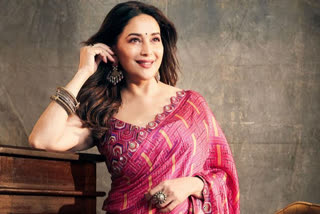 Madhuri Dixit Nene Photos,Madhuri Dixit Nene Photo gallery,Madhuri Dixit Nene Grateful pics,Madhuri Dixit Nene,ಮಾಧುರಿ ದೀಕ್ಷಿತ್,ಮಾಧುರಿ ದೀಕ್ಷಿತ್ ಫೋಟೋಗಳು,ಮಾಧುರಿ ದೀಕ್ಷಿತ್ ಟಾಪ್ ಸಿನಿಮಾಗಳು,ಜಲಕ್ ದಿಖ್ಲಾ ಜಾ ರಿಯಾಲಿಟಿ ಶೋ,ಸೀರೆಯಲ್ಲಿ ಬಾಲಿವುಡ್​ ನಟಿಯರು,ಬಾಲಿವುಡ್​ ನಟಿಯರ ಸ್ಟೈಲಿಶ್​ ಲುಕ್​