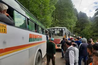 FOUR TOURISTS INJURED IN A ACCIDENT AT BADRINATH HIGHWAY