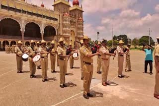 Police Band rehearsal in mysore palace for dasara