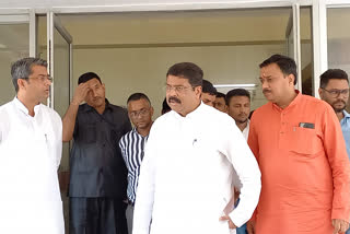 dharmendra-pradhan-meets-sukanta-majumdar-at-saltlake