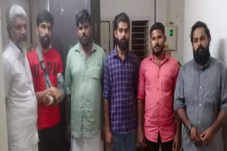 Widespread attack during hartal  Popular Front activists arrested in Changanassery  Popular Front  Popular Front activists  Changanassery  ഹർത്താലിനിടെ വ്യാപക ആക്രമണം  പോപ്പുലര്‍ ഫ്രണ്ട് പ്രവര്‍ത്തകര്‍ പിടിയിൽ  പോപ്പുലര്‍ ഫ്രണ്ട്  ചങ്ങനാശ്ശേരി  കോട്ടയം