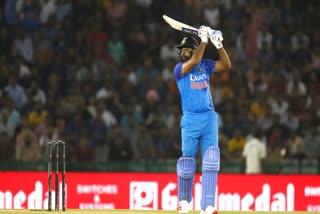 IND vs AUS  Sunil Gavaskar  Sunil Gavaskar on Rohit Sharma  Rohit Sharma  india vs australia T20I  സുനില്‍ ഗാവസ്‌കര്‍  രോഹിത് ശര്‍മ  ഇന്ത്യ vs ഓസ്‌ട്രേലിയ  രോഹിത്തിന്‍റെ ഇന്നിങ്‌സിനെക്കുറിച്ച് ഗാവസ്‌കര്‍