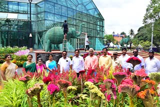 mysore palace flower show
